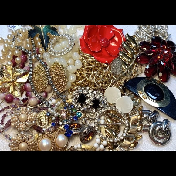 10 Piece GOLD & SILVER Designer, signed & unsigned pieces~Vtg Modern Jewelry Lot - Picture 4 of 5